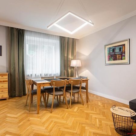 Apartment Nearto Old Town Daszynskiego Street Cracóvia Exterior foto
