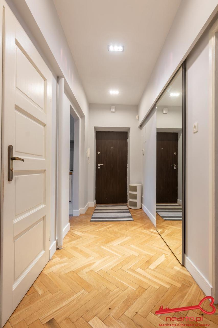 Apartment Nearto Old Town Daszynskiego Street Cracóvia Exterior foto