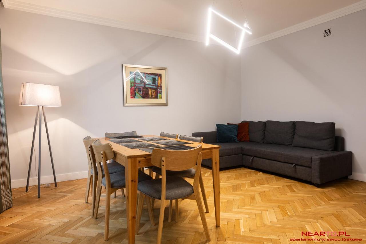 Apartment Nearto Old Town Daszynskiego Street Cracóvia Exterior foto